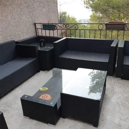 A Louer Dans St Clair-v-vue Etang Thau Homestay
