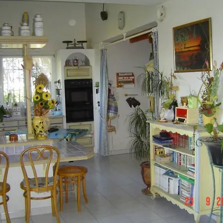 A Louer Dans St Clair-v-vue Etang Thau منزل للإقامة